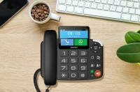 Maxcom MM42D SE met WhatsApp